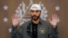 El presidente de El Salvador, Nayib Bukele, habla en una conferencia de prensa antes de emitir su voto durante las elecciones municipales y parlamentarias en San Salvador, El Salvador, el 28 de febrero de 2021.