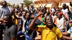 Des milliers de manifestants exigent le départ du président Kaboré