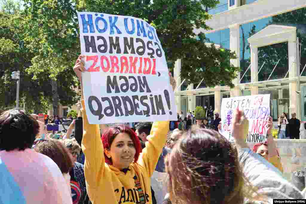 Bakıda “Öldürmə ədaləti, dayandır cinayəti!” şüarı ilə etiraz aksiyası keçirilib
