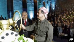 مسعود بارزانی، رئس جمهوری منطقه خود مختار کردستان عراق در مراسم گشایش خط لوله نفت و گاز به ترکیه 