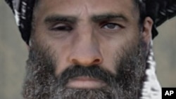 Mullah Omar, mendiang pemimpin Taliban yang diperkirakan tewas tahun 2013 (foto: dok).