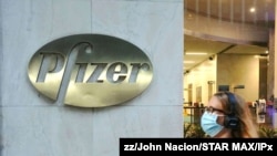 El consorcio alemán-estadounidense Pfizer/BioNTech firmó acuerdo con la farmacéutica brasileña Eurofarma Laboratorios S.A. para producir 100 millones de vacunas y cubrir la demanda latinoamericana. [Foto de archivo]