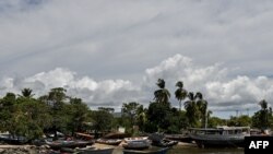 Vista general de un puerto de la localidad de Guiria, Estado Sucre, Venezuela. Marzo 13, 2020.