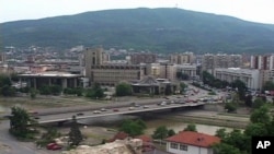Многу отворени прашања по тројното убиство во Скопје