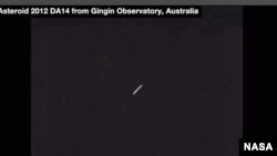 Asteroid 2012 DA14 from Gingin Observatory in Asutralia, Feb 15, 2013.