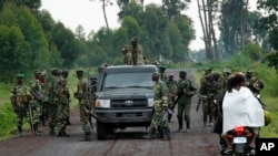 Des membres de l'ex-rébellion congolaise du M23 au nord de Goma, RDC, le 27 novembre 2012.