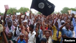 Hiriira gubachuu Quraanaa mormuudhan Somaaliiyaatti godhame. Hiriira kana irratti deeggartoonni Al-Shabaab argamanii turan, Fulbaana 15, 2010