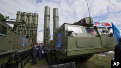 러시아의 S-300 지대공 미사일. (자료사진)