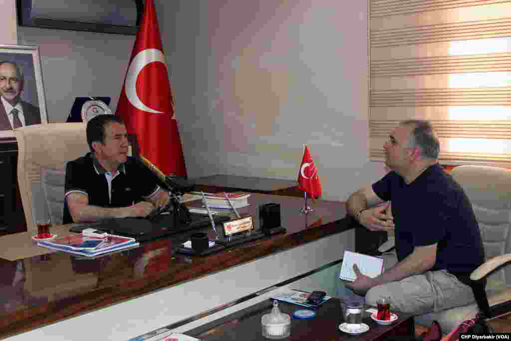 CHP Diyarbakır İl Başkanı Mehmet Şerif Doğru Amerika'nın Sesi'nden Alparslan Esmer'e konuştu.