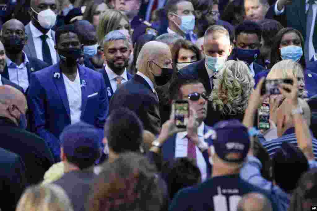 Prezidan Joe Biden ak Premye Dam Jill Biden rive nan moniman 11 Septanm nan nan Nouyok, Samdi 11 Sept. 2021.