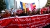 ရန်ကုန်မြို့မှာ OIC ဆန့်ကျင် ဆန္ဒပြနေကြစဉ်။ (နိုဝင်ဘာ ၁၅၊ ၂၀၁၃)