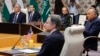 Menteri Luar Negeri AS Antony Blinken (tengah) menghadiri pertemuan dengan Menteri Luar Negeri Arab tentang konflik yang sedang berlangsung antara Israel dan kelompok Hamas, di Ibu Kota Yordania Amman pada 4 November 2023. (Foto: AFP)