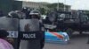Dispersion de la procession funéraire d’un militant anti-Kabila à Kinshasa