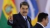 Nicolás Maduro, presidente de Venezuela, hace el signo de la victoria durante la Cumbre de Naciones Suramericanas celebrada en Brasilia, el 30 de mayo pasado.