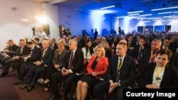 Iz budžetskih rezervi izdvojeno je 200.000 maraka za sufinansiranje skupova na kojima su se protekle tri godine u Neumu u velikom broju okupljali članovi i funkcioneri HDZ-a BiH i Hrvatske (Foto: www.euhrvatibih.ba)