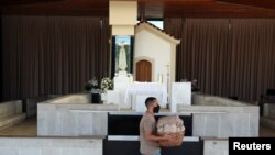 Una iglesia en Brasil produce pan para distribuir entre personas vulnerables a la inseguridad alimentaria durante la pandemia del coronavirus, el 24 de junio de 2021.