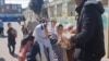 İran Azərbaycanının müxtəlif şəhərlərində türk dilində kitablar paylanıb