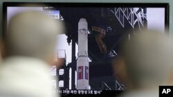 Meskipun menuai kecaman masyarakat internasional dan gagal dalam peluncuran roket pekan lalu, Korea Utara akan meneruskan program peluncuran roket antariksanya (Foto: dok). 