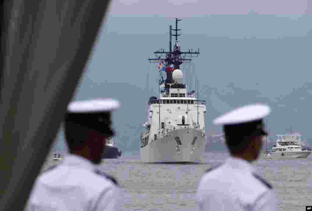 The BRP Ramon Alcaraz prepares to dock for a formal welcoming ceremony at Subic Freeport, Philippines, August 6, 2013.