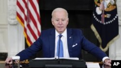 El presidente de EE. UU., Joe Biden, se prepara para su prime discurso del Estado de la Unión el 1 de marzo de 2022.