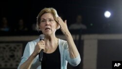Democratic presidential candidate Elizabeth Warren, D-Mass speaks during a town hall campaign event in Los Angeles, Aug. 21, 2019.