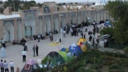 تجمع دراویش گنابادی در مزار سلطانی