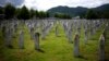 Memorijalni centar genocida u Srebrenici se vidi u Potočarima, Bosna i Hercegovina, 22. maja 2024. Generalna skupština UN-a je 23. maja izglasala da se 11. jul godišnje proglasi međunarodnim danom razmišljanja i sjećanja na genocid u Srebrenici 1995. godine.