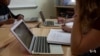 US High School Students Learn How to Spot Fake News