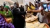 Ouattara veut protéger les producteurs de cacao