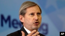 Evropski komesar za proširenje Johanes Han (arhivska fotografija)