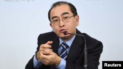 从朝鲜叛逃至韩国的官员前朝鲜驻伦敦大使馆的二号人物泰勇浩