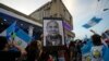 ARCHIVO - La ciudadanía guatemalteca ha usado las redes sociales para convocar protestas frente al Ministerio Público en la capital guatemalteca y exigir a la renuncia de la funcionaria sancionada por EEUU.