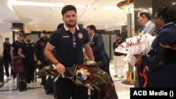 از ملی پوشان افغانستان در میدان هوايی شهر لاهور پاکستان استقبال گرم بعمل آمد. 