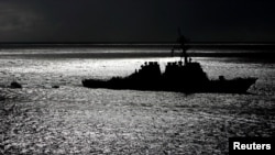 Kapal perusak bersenjata misil milik Angkatan Laut Amerika Serikat USS Hopper, saat memasuki Pelabuhan Sydney, Australia, 24 November 2004. (Foto: dok).