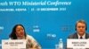 La ministre des affaires étrangères du Kenya Amina Mohamed (à g.) et le directeur général de l'OMC Roberto Azevedo, à l'ouverture du Sommet de l'OMC à Nairobi, Kenya, le 15 décembre 2015. (Photo REUTERS/Noor Khamis)