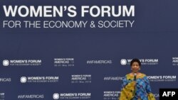 Direktur Eksekutif UN Women Phumzile Mlambo-Ngcuka Women berbicara di Women's Forum Americas di Mexico City, Meksiko, 30 Meksiko 2019.