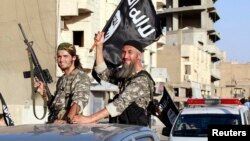 Militan Negara Islam ISIS diduga menggunakan bom gas klorin terhadap pasukan keamanan Irak (foto: dok).