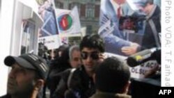 İranın Azərbaycandakı səfirliyi qarşısında etiraz aksiyası