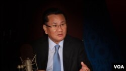 Former North Korean official Ri Jong Ho speaks to VOA's Korean Service.