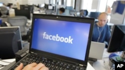 Situasi di kantor pusat Facebook di Menlo Park, California. 