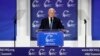 El exvicepresidente Mike Pence habla en una reunión anual de liderazgo de la Coalición Judía Republicana, el sábado 28 de octubre de 2023, en Las Vegas. Pence está abandonando su candidatura a la nominación presidencial republicana. (Foto AP/John Locher)