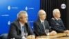 El ministro del interior de Uruguay, Jorge Larrañaga (izquierda) junto a autoridades del Ministerio.[Foto: Leonardo Luzzi/VOA]