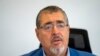 Bernardo Arévalo llama a los guatemaltecos a protestar para defender la democracia