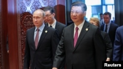 ရုရှား သမ္မတ Vladimir Putin နဲ့ တရုတ် သမ္မတ Xi Jinping (မေ၊ ၁၅၊ ၂၀၁၇)