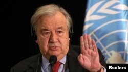 Sekretaris Jenderal PBB Antonio Guterres menghadiri konferensi pers di akhir kunjungannya ke Lebanon. (Foto: Reuters)