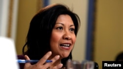 La congresista Norma Torres concedió una entrevista a la Voz de América vía telefónica el miércoles 5 de mayo de 2021. [Foto: Archivo/Reuters]