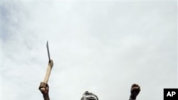 Kumba ialá regressou a Bissau para se candidatar à presidência.