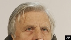 European Central Bank governor Jean-Claude Trichet attend a news conference during an informal meeting an informal meeting of the Economic and Financial Affairs Council (ECOFIN) in Wroclaw, Poland, September 17, 2011.