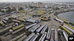 NATO yonilg'i tankerlari qachon yo'lga chiqadi? Karachi, Pokiston, 11-iyun, 2012-yil