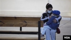 Temen que las bajas temperaturas registradas en la región facilite la propagación del virus, aunque en Chile y Argentina dijeron que los casos graves van en retroceso.